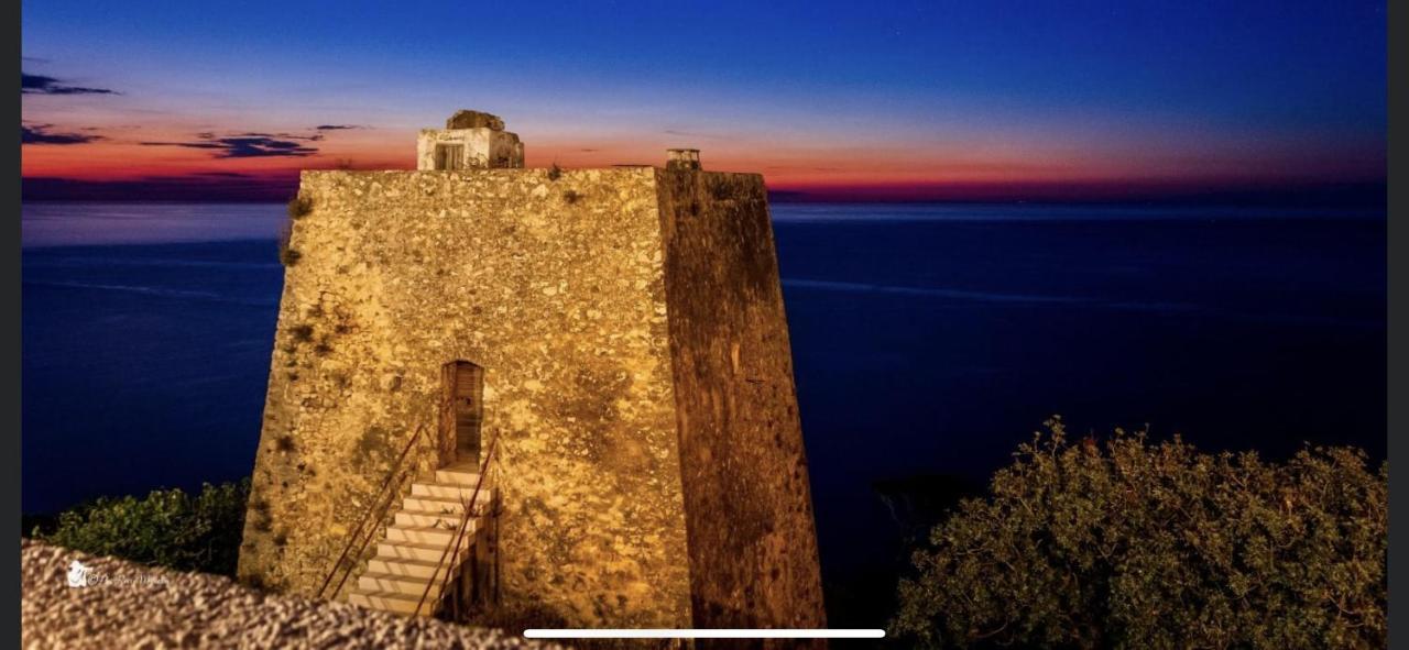 Villa Pineta San Menaio Exteriör bild